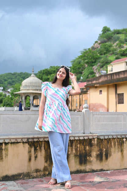Candy Wave Puff Top