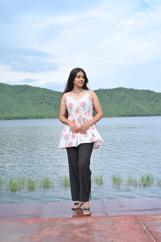 White Floral Sleeveless Kurti / Tunic Top