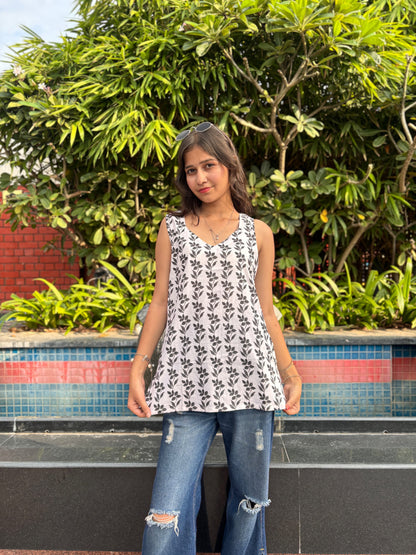 White Sleeveless Kurti with Black Leaf Print