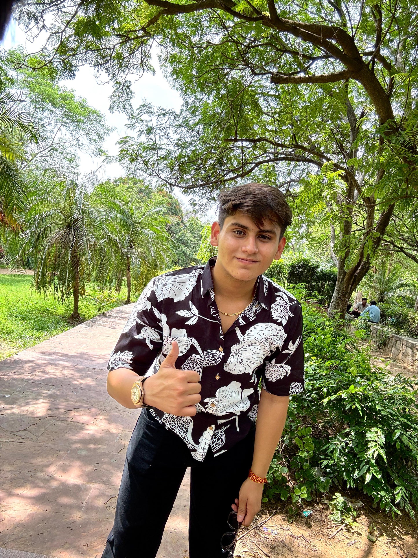 Noir Jungle shirt